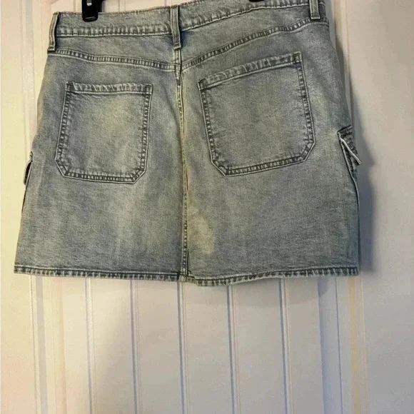 Gap Stone Washes Denim Cargo Mini Skirt NWT - Picture 8 of 11
